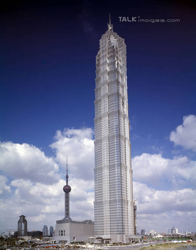 无人,竖图,室外,白天,正面,度假,美景,城市风光,标志建筑,城市,地标,建筑,上海,中国,亚洲,阴影,光线,影子,景观,云,云朵,建筑群,云彩,娱乐,建设,东方明珠,黄浦江,金茂大厦,浦东,蓝色,白云,蓝天,天空,阳光,外滩,天,享受,休闲,景色,放松,环球金融中心,晴朗,申,电视塔,柏悦酒店,国际贸易金融中心,合生国际大厦,花旗集团大厦,金融中心,陆家嘴,陆家嘴金融中心,浦东新区,上海环球金融中心,香格里拉酒店,震旦国际大楼,东亚,东方明珠电视塔,上海市,中华人民共和国,沪,华东地区,晴空,彩图,黄埔滩,上海外滩,外黄埔滩,shrj1