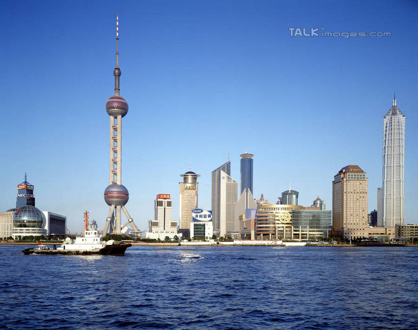 无人,横图,室外,白天,正面,度假,河流,美景,树林,水,植物,城市风光,标志建筑,城市,地标,建筑,上海,中国,亚洲,河水,景观,水流,建筑群,娱乐,建设,东方明珠,黄浦江,金茂大厦,浦东,树,树木,蓝色,绿色,蓝天,天空,自然,外滩,天,享受,休闲,景色,放松,环球金融中心,生长,晴朗,成长,申,电视塔,柏悦酒店,国际贸易金融中心,合生国际大厦,花旗集团大厦,金融中心,陆家嘴,陆家嘴金融中心,浦东新区,上海环球金融中心,香格里拉酒店,震旦国际大楼,东亚,东方明珠电视塔,上海市,万里无云,中华人民共和国,沪,华东地区,晴空,晴空万里,彩图,全身,黄埔滩,上海外滩,外黄埔滩,shrj1