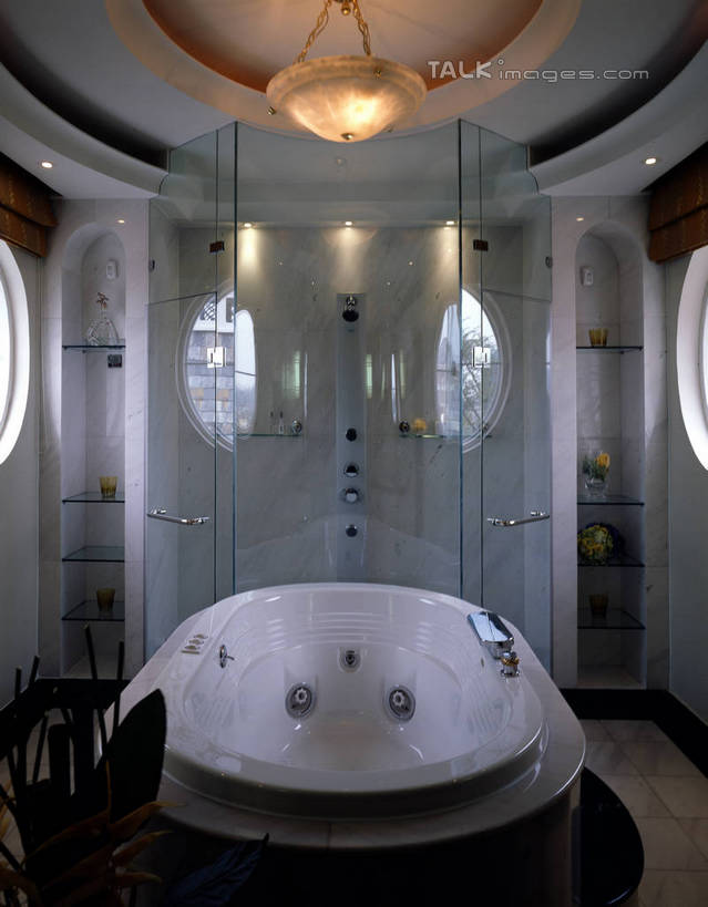 无人,家,竖图,室内,白天,正面,别墅,窗户,家具,卫生间,浴室,装修,建筑,照明,欧式,装饰,水龙头,房屋,屋子,公寓,灯光,豪华,建设,现代,装潢,洋房,楼房,吊灯,开关,玻璃窗,住宅,灯,灯具,室内装潢,浴缸,打开,样板房,明亮,照亮,阀门,舒适,家居装潢,开启,照明设备,房屋设计,地中海风格,古典风格,简约风格,卫浴设备,室内设计,宽敞,样板房装潢,水咀,水管装置,设计,淋浴房,彩图,冲凉房,房子,沐浴间,沐浴室,shrj1