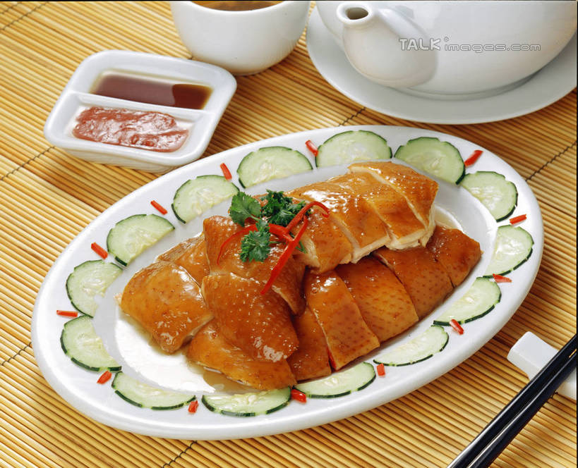 无人,横图,俯视,室内,特写,白天,烹饪,中餐,餐桌,筷子,桌子,蔬菜,杯子,餐具,阴影,新鲜,反射,碟子,壶,盘,影子,陶瓷,西兰花,调料,酱料,酱汁,肉,佐料,料理,食品,筷架,陶瓷制品,调味品,调味料,筷枕,文化,传统,酱,菜肴,美食,肉类,水壶,食物,盘子,茶壶,容器,水杯,碟,碗,中式,佳肴,有机食品,绿色食品,餐台,储藏,礼节,筷子架,储存,礼仪,肉食,鸽子肉,甘蓝花,烤乳鸽,茶杯,进餐用具,彩图,高角度拍摄,乳鸽,绿菜花,绿花菜,青花菜,蔬菜皇冠,贮存,shrj1