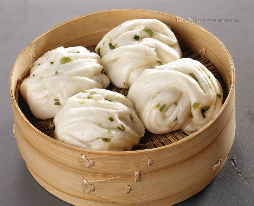 点心,面食,蒸笼,无人,横图,俯视,室内,特写,白天,白色背景,烹饪,早餐,餐桌,桌子,蔬菜,厨具,阴影,竹制,新鲜,反射,花卷,螺旋,影子,葱,青葱,料理,食品,美食,食物,中式,早点,摄影,有机食品,绿色食品,影棚,餐台,竹制品,笼屉,烹饪用具,烹调用具,烹调,彩图,高角度拍摄,影棚拍摄,早饭,拍摄,shrj1