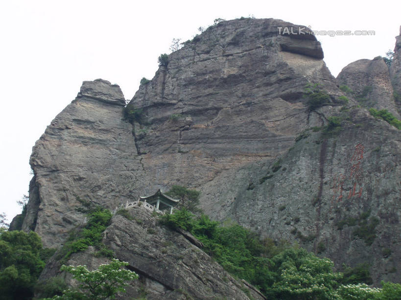 无人,横图,室外,白天,仰视,旅游,度假,石头,美景,森林,山,山脉,树林,植物,中国,亚洲,石子,景观,山峰,悬崖,山峦,娱乐,浙江,树,树木,浙江省,绿色,天空,自然,群山,天,享受,休闲,景色,放松,雁荡山,生长,成长,自然风光,东亚,中华人民共和国,华东地区,浙,温州,温州市,绝壁,石块,岩石,彩图,低角度拍摄,shslj1
