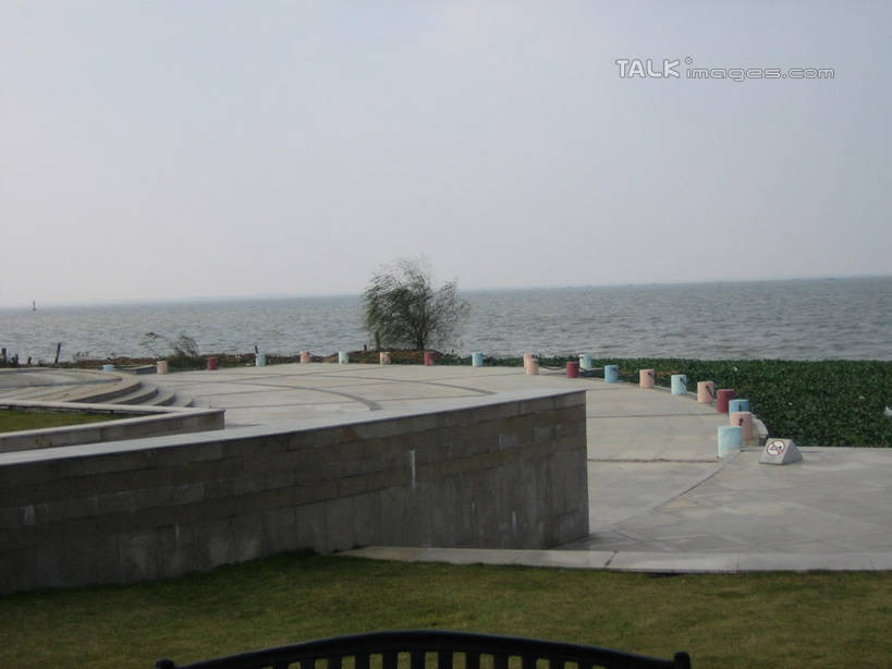 无人,横图,室外,白天,正面,度假,草地,草坪,湖,湖泊,美景,水,植物,城市风光,城市,上海,中国,亚洲,湖面,景观,水流,水面,娱乐,草,树,树木,绿色,天空,自然,湖水,天,享受,休闲,景色,放松,东方绿舟,生长,成长,申,青浦区,东亚,上海市,中华人民共和国,沪,华东地区,彩图,shslj1