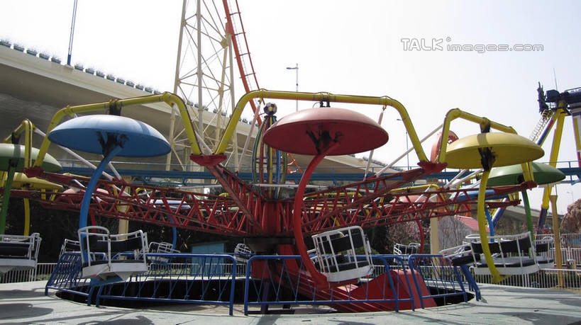 无人,游乐园,横图,室外,白天,仰视,度假,游戏,美景,城市风光,城市,道路,路,游乐场,公路,上海,中国,亚洲,景观,高架,交通,玩,娱乐,天空,天,享受,休闲,景色,放松,游乐设施,锦江乐园,活动,申,发泄,消遣,智力,高架桥,东亚,闵行区,上海市,高架道路,跨线桥,中华人民共和国,沪,华东地区,宣泄,乐园,主题公园,游艺设施,玩耍,嬉戏,彩图,低角度拍摄,人造公园,主题乐园,shslj1