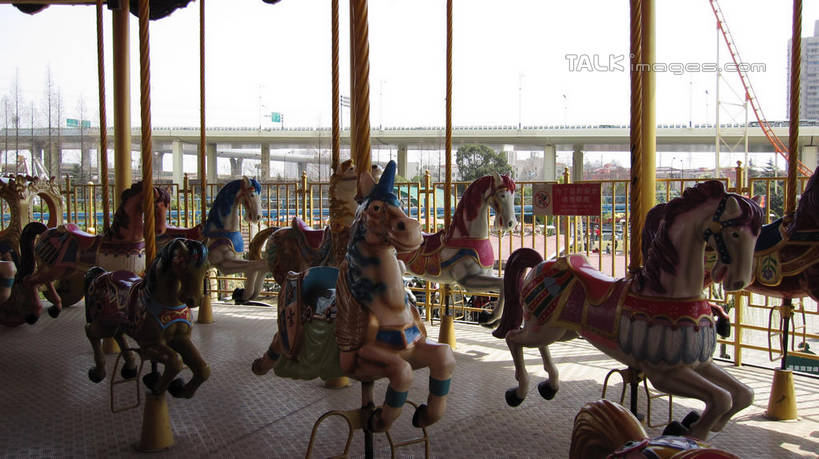 无人,游乐园,横图,室外,白天,正面,度假,游戏,美景,植物,城市风光,城市,道路,路,游乐场,公路,上海,中国,亚洲,景观,高架,交通,玩,娱乐,树,树木,绿色,天空,自然,天,享受,休闲,旋转木马,景色,放松,游乐设施,锦江乐园,生长,成长,活动,申,发泄,消遣,智力,木马,高架桥,东亚,闵行区,上海市,高架道路,跨线桥,中华人民共和国,沪,华东地区,宣泄,乐园,主题公园,游艺设施,玩耍,嬉戏,彩图,人造公园,主题乐园,shslj1