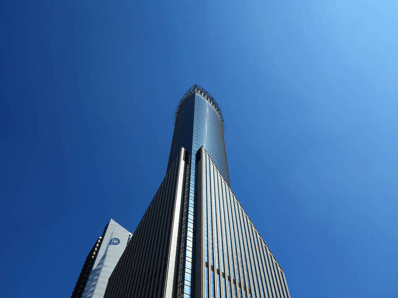 无人,高楼大厦,横图,室外,特写,白天,仰视,度假,美景,窗户,落地窗,城市风光,标志建筑,城市,大厦,地标,建筑,摩天大楼,上海,中国,亚洲,一排,许多,阴影,整齐,并列,并排,光线,影子,景观,很多,娱乐,建设,浦东,玻璃窗,中银大厦,排列,蓝色,蓝天,天空,阳光,天,享受,休闲,景色,放松,晴朗,申,队列,平行,玻璃幕墙,金融中心,陆家嘴,陆家嘴金融贸易区,浦东新区,东亚,上海市,万里无云,两幢,中华人民共和国,沪,华东地区,交银金融大厦,晴空,晴空万里,彩图,低角度拍摄,大楼,高层建筑,高楼,摩天楼,上海中银大厦,shslj1