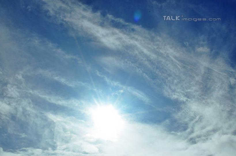 无人,横图,室外,特写,白天,仰视,美景,太阳,韩国,亚洲,阴影,光线,影子,景观,云,云朵,云彩,蓝色,白云,蓝天,天空,阳光,自然,天,景色,晴朗,自然风光,东亚,大韩民国,忠清北道,晴空,彩图,低角度拍摄,道,shslj1,南朝鲜,南韩