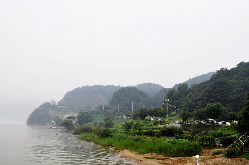 无人,横图,室外,白天,正面,旅游,度假,草地,草坪,岛屿,河流,美景,森林,树林,水,植物,春川,南怡岛,韩国,亚洲,波纹,岛,河水,景观,水流,涟漪,娱乐,草,树,树木,绿色,倒影,水纹,天空,自然,波浪,天,享受,休闲,景色,放松,生长,成长,倒映,自然风光,东亚,水晕,大韩民国,江原道,春川市,汉江,反照,列岛,群岛,诸岛,彩图,道,shslj1,北汉江