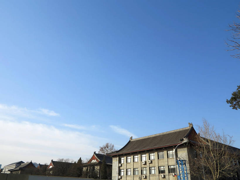 无人,学校,教学楼,横图,室外,白天,仰视,旅游,度假,植物,窗户,标志建筑,地标,建筑,北京,中国,亚洲,阴影,光线,影子,墙,屋顶,云,云朵,首都,云彩,顶棚,娱乐,建设,校园,玻璃窗,墙壁,墙面,树,树木,蓝色,绿色,白云,蓝天,天空,阳光,自然,天,享受,休闲,教室,旅游胜地,放松,生长,晴朗,成长,东亚,海淀区,中华人民共和国,北京市,京,北平,华北地区,晴空,彩图,低角度拍摄,教学大楼,北大,北京大学,京师大学堂,颐和园路,shslj1