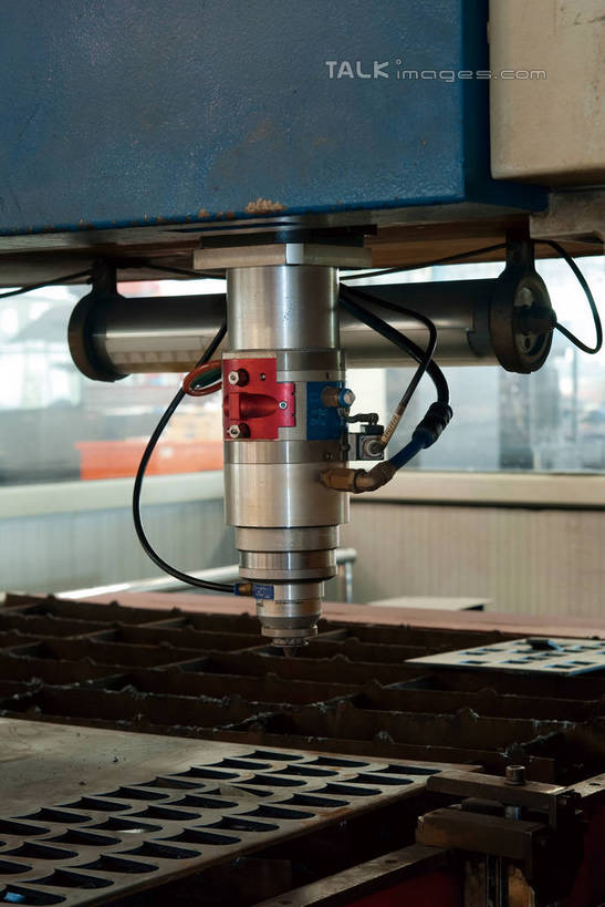 无人,工厂,竖图,室内,特写,白天,正面,车间,仪器,照明,中国,亚洲,空间,电器,灯光,设备,顶灯,灯,灯具,日光灯,电钻,照亮,厂房,照明设备,钻头,东亚,中华人民共和国,华北地区,河北,河北省,冀,秦皇岛,秦皇岛市,彩图,制造厂,shwf1