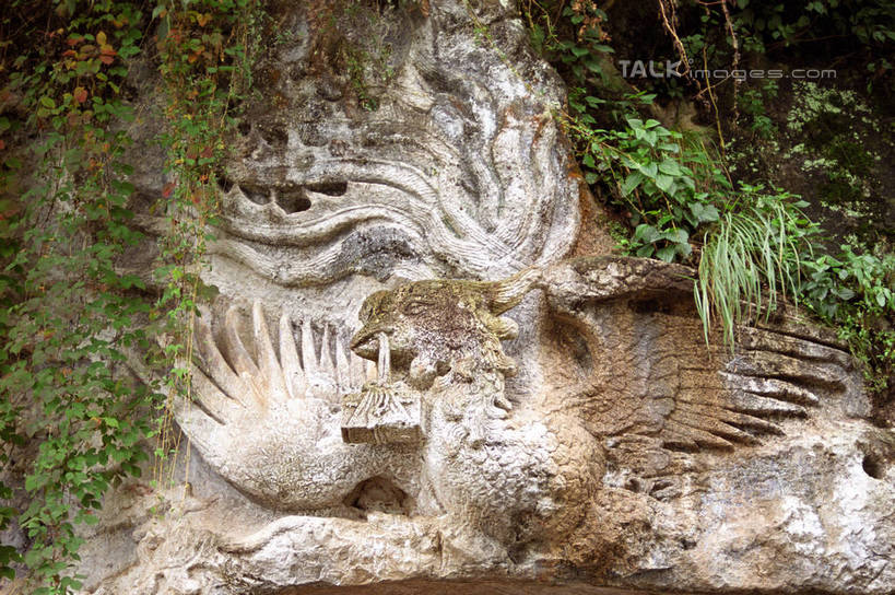 无人,横图,室外,白天,正面,旅游,度假,石头,美景,山,山脉,植物,昆明,中国,亚洲,石子,景观,山顶,山峰,山峦,娱乐,云南,树,树木,绿色,自然,群山,享受,休闲,景色,放松,生长,成长,自然风光,昆明市,东亚,云南省,中华人民共和国,省会,西南地区,滇,颠峰,极峰,石块,彩图,西山区,shzwj1