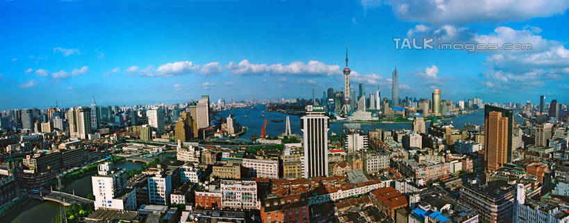 无人,家,高楼大厦,横图,全景,俯视,航拍,室外,白天,度假,河流,美景,水,天际线,植物,城市风光,标志建筑,城市,大厦,地标,建筑,摩天大楼,上海,中国,亚洲,阴影,光线,影子,房屋,屋子,河水,景观,水流,云,云朵,公寓,云彩,娱乐,建设,东方明珠,黄浦江,金茂大厦,浦东,洋房,楼房,住宅,树,树木,蓝色,绿色,白云,蓝天,天空,阳光,自然,外滩,天,享受,休闲,景色,放松,环球金融中心,生长,晴朗,成长,申,鸟瞰,电视塔,柏悦酒店,国际贸易金融中心,合生国际大厦,花旗集团大厦,金融中心,陆家嘴,陆家嘴金融中心,浦东新区,上海环球金融中心,香格里拉酒店,震旦国际大楼,东亚,东方明珠电视塔,滨江大道,上海国际会议中心,上海国际新闻中心,上海市,中华人民共和国,沪,华东地区,晴空,彩图,高角度拍摄,房子,大楼,高层建筑,高楼,摩天楼,黄埔滩,上海外滩,外黄埔滩,春申江,shzxz1