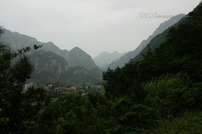 无人,横图,室外,白天,仰视,旅游,度假,石头,美景,森林,山,山脉,树林,植物,楠溪江,中国,亚洲,石子,景观,山峰,山峦,娱乐,浙江,树,树木,浙江省,绿色,天空,自然,群山,天,享受,休闲,景色,放松,生长,成长,自然风光,东亚,永嘉,中华人民共和国,华东地区,浙,温州,温州市,石块,彩图,低角度拍摄,永嘉县,shzyn1