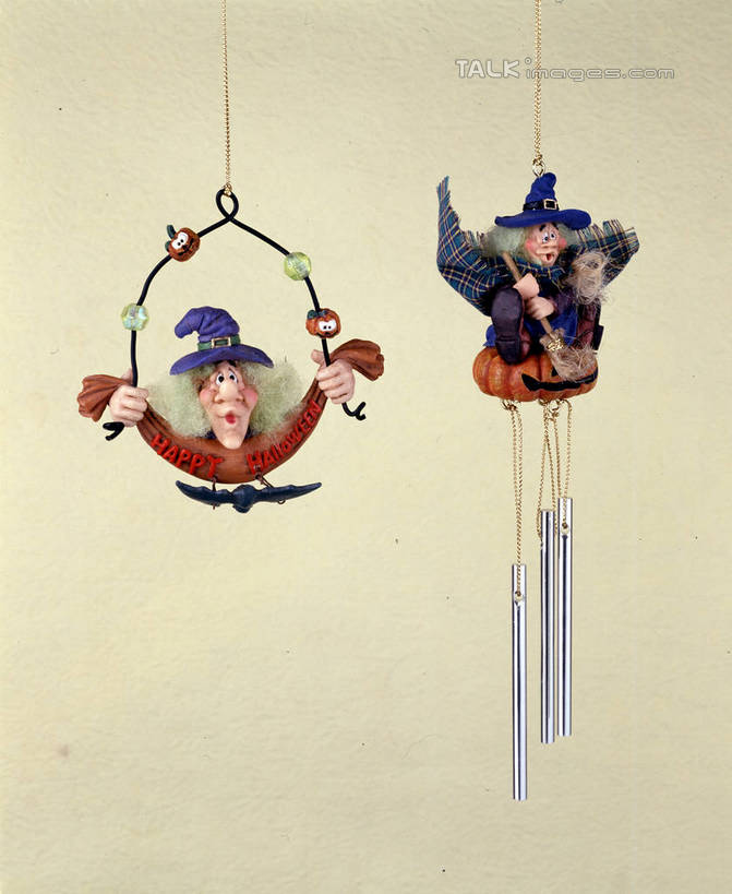 西方人,无人,两个人,举,伸展双臂,竖图,室内,白天,白色背景,正面,幸福,运气,静物,风铃,帽子,雕塑,欧洲,欧洲人,吊挂,悬挂,阴影,艺术,装饰,反射,雕刻,雕像,影子,挂,注视,两个,工艺品,观察,看,祈祷,祈福,托,警示,许愿,摄影,影棚,观看,纪念,祈求,美术,吉祥,察看,平和,关注,主题,问候,巫婆,陈列,女巫,警惕,巫师帽,功能,美学,思念,想念,玉振,幸运,老年女性,女人,女性,白种人,占风铎,敞开双臂,举起,举手,举着,伸开双臂,向上举,向上伸,向上托,展开双肩,张开手臂,张开双臂,彩图,全身,影棚拍摄,拍摄,szzm1