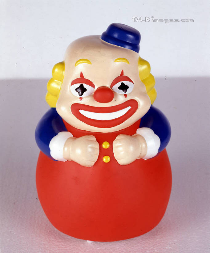 无人,小丑,笑,微笑,露齿笑,竖图,室内,特写,白天,白色背景,正面,游戏,静物,不倒翁,玩具,阴影,反射,影子,玩,注视,娱乐,一个,观察,看,休闲,益智,摄影,影棚,单个,观看,活动,察看,发泄,关注,消遣,智力,宣泄,丑角,扳不倒,捕醉仙,酒胡子,劝酒胡,玩耍,嬉戏,彩图,全身,影棚拍摄,拍摄,szzm1