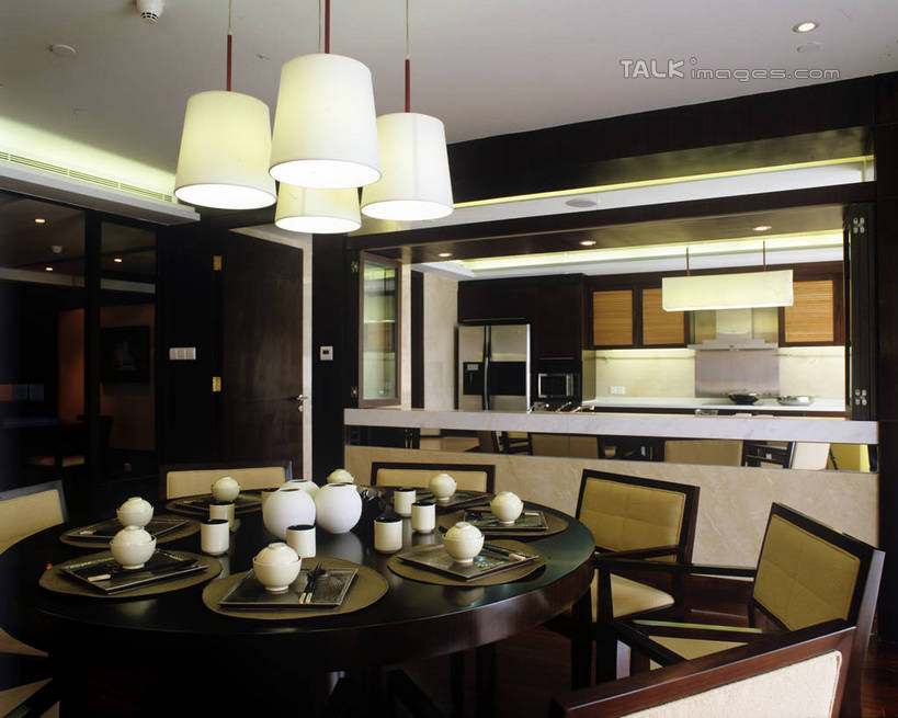 无人,家,横图,室内,白天,正面,别墅,餐桌,家具,装修,桌子,建筑,杯子,电视,椅子,照明,欧式,阴影,环保,装饰,光线,影子,饭厅,房屋,屋子,公寓,灯光,豪华,建设,现代,装潢,洋房,楼房,吊灯,住宅,灯,绿色,水杯,灯具,室内装潢,液晶电视,清晰,轻薄,能源,餐台,样板房,明亮,照亮,回收,资源,舒适,家居装潢,照明设备,彩电,房屋设计,地中海风格,古典风格,简约风格,利用,室内设计,便携,低碳,宽敞,循环,样板房装潢,彩色电视机,持续,设计,茶杯,电视机,彩图,房子,高清,szzm1