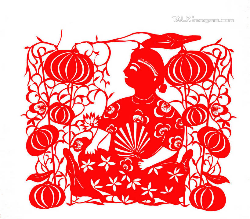 东方人,一个人,无人,坐,笑,微笑,露齿笑,横图,室内,特写,白天,白色背景,正面,南瓜,静物,叶子,中国,亚洲,仅一个女性,仅一个人,一把,许多,悬挂,花纹,丰收,艺术,装饰,扇子,图案,纸艺,手工艺品,金瓜,荷叶,枝条,注视,黄种人,文化,番瓜,红色,工艺品,剪纸,藤蔓,观察,看,仅一个中年女性,摄影,影棚,收获,观看,华丽,修饰,麦瓜,倭瓜,蒲扇,乘凉,纳凉,点缀,察看,高雅,关注,福建,东亚,藤蔓植物,福建省,窗花,中华人民共和国,华东地区,自信心,品位,莲叶,衬托,美观,雅致,雅观,剪画,刻纸,闽,南平,南平市,浦城剪纸,福建剪纸,浦城,浦城县,女人,女性,中年女性,亚洲人,叶,叶片,坐着,彩图,全身,影棚拍摄,拍摄,yzdzj1