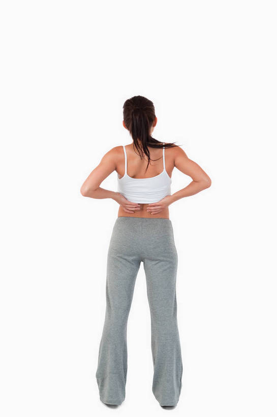 西方人,一个人,站,竖图,室内,白天,吊带,欧洲,欧洲人,仅一个年轻女性,仅一个女性,仅一个人,服装,吊带衫,手叉腰,背面,衣服,叉腰,站着,疼痛,服饰,双手叉腰,衣着,穿着,痛苦,衣饰,露脐装,年轻女性,女人,女性,白种人,站立,彩图,全身,腰疼,腰痛