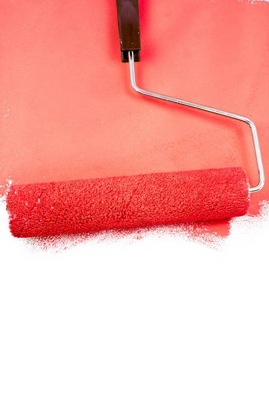 无人,竖图,室内,特写,白天,白色背景,正面,装修,静物,一把,阴影,反射,影子,装潢,红色,粉刷,刷子,摄影,影棚,油漆,滚筒刷,涂料,滚刷,彩图,影棚拍摄,拍摄,滚筒