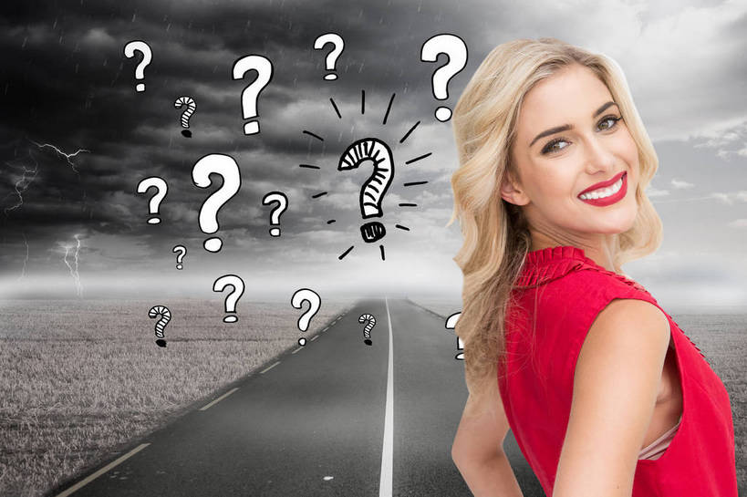 西方人,一个人,无人,站,笑,微笑,露齿笑,横图,室内,白天,正面,消失点,裙子,数码,科技,道路,路,公路,欧洲,欧洲人,仅一个年轻女性,仅一个女性,仅一个人,阴影,连衣裙,网络,标志,文字,字符,字母,乌云,云,阴天,云朵,分界线,停车线,交通,高光,几何,计算机图形,合成,云彩,扭头,注视,标识,红色,天空,天,观察,看,站着,转头,观看,车行道,车行道分界线,电脑合成图,数码合成图,察看,问号,昏暗,阴沉,合成图,关注,标线,车行线,写实,具体,具象,年轻女性,女人,女性,白种人,马路,站立,半身,彩图,没影点,灭点