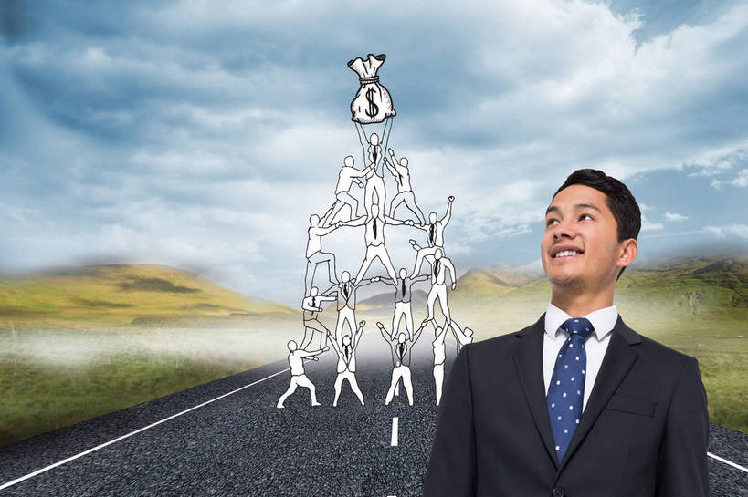 东方人,一个人,无人,商务人士,商务男性,叠罗汉,站,笑,微笑,露齿笑,横图,室内,白天,正面,衬衫,游戏,成功,合作,团队,集体,信心,数码,科技,雾,道路,路,公路,亚洲,仅一个男性,仅一个人,表演,阴影,套装,朦胧,模糊,网络,符号,云,云朵,分界线,领带,停车线,交通,高光,几何,计算机图形,玩,合成,云彩,注视,黄种人,娱乐,仅一个年轻男性,蓝色,白云,蓝天,天空,天,观察,看,站着,休闲,晴朗,观看,活动,车行道,车行道分界线,电脑合成图,数码合成图,迷雾,察看,钱袋,象征,庄重,合成图,成就,发泄,关注,消遣,智力,标线,商务装,身份,工薪阶层,车行线,写实,具体,具象,宣泄,正式,地位,技巧运动,体育活动,体育游戏,货币,男人,男性,年轻男性,亚洲人,白领,上班族,大雾,晴空,马路,玩耍,嬉戏,站立,半身,彩图,衬衣