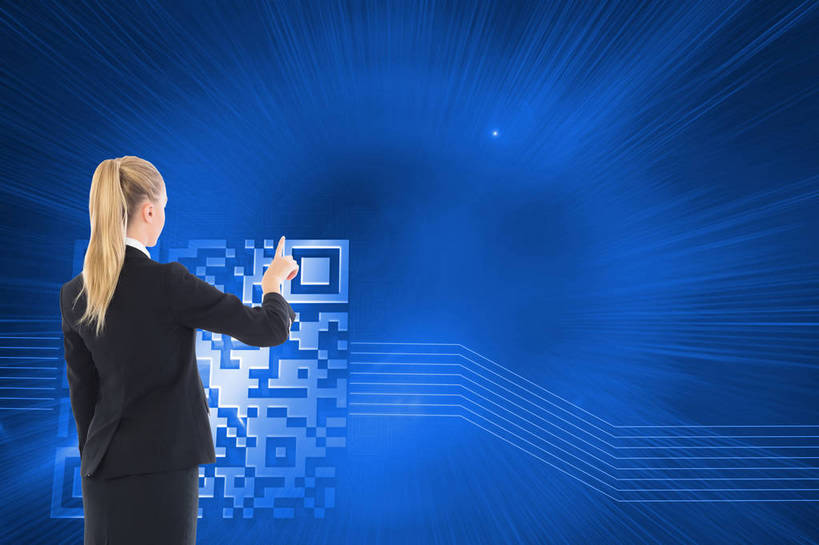 西方人,一个人,无人,商务人士,商务女性,站,横图,室内,白天,正面,数码,电子,科技,欧洲,欧洲人,仅一个年轻女性,仅一个女性,仅一个人,一排,指,阴影,套装,整齐,环绕,围绕,反射,网络,信息,标签,符号,数字,线条,影子,高光,几何,计算机图形,合成,环抱,注视,指点,标识,排列,一个,蓝色,观察,看,站着,单个,观看,条形码,电脑合成图,数码合成图,察看,指向,合成图,队列,关注,编码,商务装,条码,工薪阶层,二维码,写实,具体,具象,萦绕,年轻女性,女人,女性,白种人,白领,上班族,站立,半身,彩图,商业,二维条码