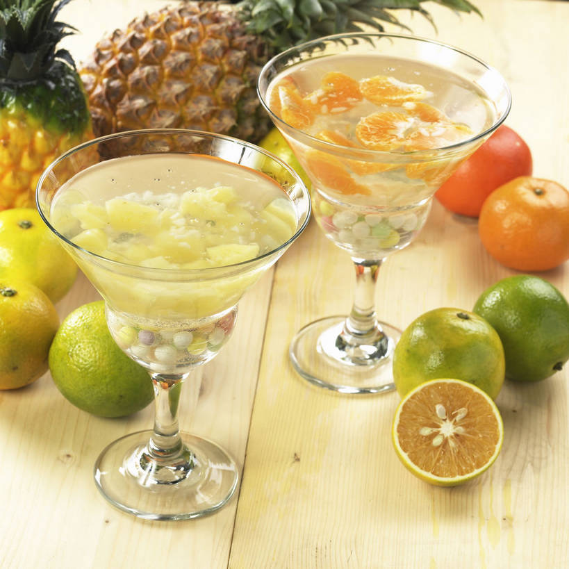 点心,无人,方图,俯视,室内,特写,白天,餐桌,桌子,菠萝,柑橘,水果,许多,新鲜,木制,生食,食品,甜点,甜品,果实,饮品,很多,两杯,食物,饮料,木制品,甜食,有机食品,绿色食品,餐台,可口,酸橙,代代,适口,柑桔,橘子,桔子,凤梨,橙子,橙,彩图,高角度拍摄,大红蜜橘,大红袍,红橘,黄橘,宽皮橘,粉圆,珍珠粉圆,shjb1