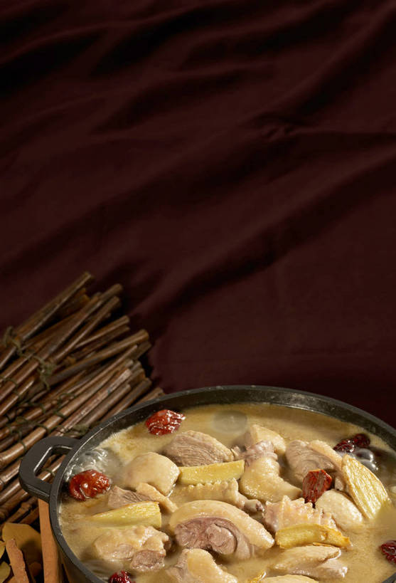 无人,竖图,俯视,室内,特写,白天,烹饪,中餐,餐桌,桌子,厨具,一堆,许多,阴影,堆叠,堆积,反射,布料,锅子,石锅,影子,调味,鸡肉,肉,香料,佐料,料理,食品,茎,肉桂,很多,布纹,锅,菜肴,美食,肉类,桌布,食物,一个,黄色,红色,黑色,餐巾,台布,中式,枣,红枣,佳肴,单个,餐台,锅具,中华料理,堆,配料,枣子,肉食,桂皮,烹饪用具,作料,官桂,牡桂,筒桂,香桂,玉桂,大枣,烹调用具,餐桌布,烹调,彩图,高角度拍摄,shjb1,大枣炖鸡