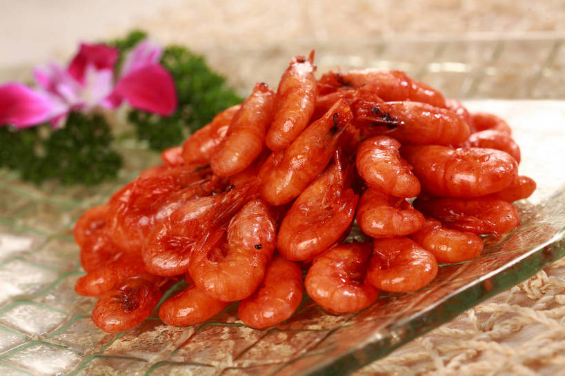 海鲜,无人,横图,俯视,室内,特写,白天,烹饪,中餐,餐桌,桌子,芹菜,蔬菜,餐具,叶子,玻璃,一堆,阴影,堆叠,堆积,朦胧,模糊,新鲜,盛开,反射,碟子,盘,影子,肉,虾,料理,食品,绿叶,石斛,花蕾,水产,菜肴,美食,肉类,海洋生物,玻璃制品,花,花瓣,花朵,鲜花,食物,一朵,一个,粉色,盘子,碟,花苞,花蕊,橙色,中式,嫩叶,佳肴,有机食品,绿色食品,荷兰芹,欧芹,香芹,单个,餐台,中华料理,堆,虾肉,配菜,高雅,水生动物,河虾,海产品,水生物,肉食,海底动物,法香,巴西利,洋香菜,洋芫荽,法国香菜,石斛兰,旱芹菜,番荽,金钗石斛,淡泊,花中君子,本帮菜,沪菜,上海菜,淡水虾,青虾,日本沼虾,兰花,叶,叶片,彩图,高角度拍摄,shjb1,油爆虾