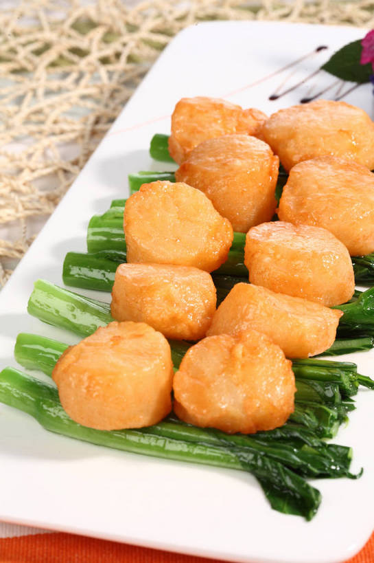 无人,竖图,俯视,室内,特写,白天,烹饪,中餐,餐桌,桌子,蔬菜,餐具,叶子,一排,许多,阴影,新鲜,整齐,并列,并排,盛开,反射,布料,碟子,盘,影子,肉,料理,食品,绿叶,很多,花蕾,布纹,菜肴,美食,肉类,桌布,花,花瓣,花朵,鲜花,食物,排列,一个,粉色,绿色,白色,盘子,餐巾,碟,台布,花苞,花蕊,橙色,中式,嫩叶,佳肴,有机食品,绿色食品,单个,餐台,中华料理,配菜,队列,平行,肉食,油菜,油白菜,叶,叶片,餐桌布,彩图,高角度拍摄,芸薹,shjb1