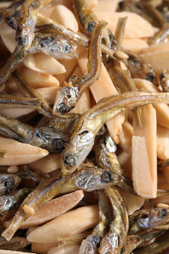 无人,竖图,俯视,室内,特写,白天,一堆,许多,阴影,堆叠,堆积,反射,影子,肉,鱼干,鱼肉,很多,肉类,堆,肉食,彩图,高角度拍摄,全画面,全框架,全帧,全画幅,shjb1