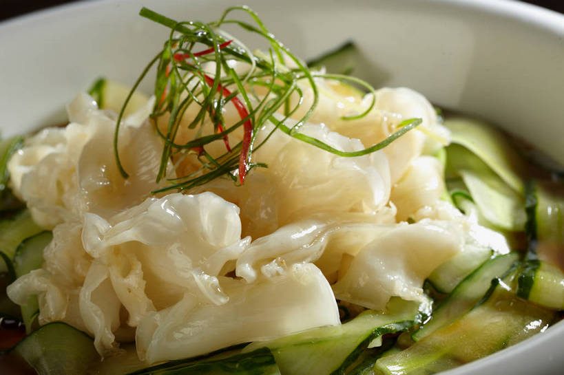 无人,横图,俯视,室内,特写,白天,烹饪,中餐,黄瓜,蔬菜,一堆,许多,堆叠,堆积,新鲜,陶瓷,料理,食品,陶瓷制品,很多,冷盘,菜肴,美食,食物,一个,容器,碗,中式,冷菜,凉菜,佳肴,有机食品,绿色食品,单个,中华料理,储藏,堆,储存,青瓜,胡瓜,彩图,高角度拍摄,贮存,shjb1