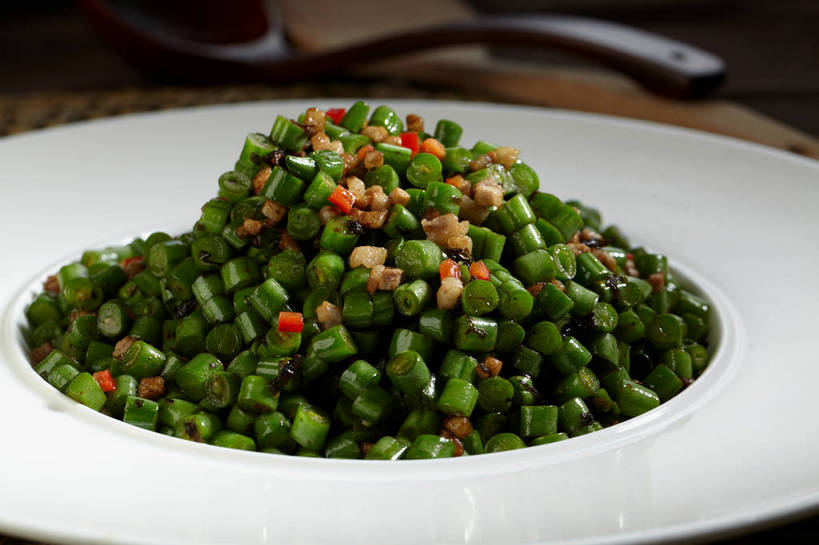 无人,横图,俯视,室内,特写,白天,烹饪,中餐,植物,餐桌,桌子,豆,蔬菜,一堆,许多,堆叠,堆积,新鲜,陶瓷,豆类,豆子,炒菜,调味,肉,香料,佐料,料理,食品,陶瓷制品,很多,猪肉,小炒肉,菜肴,美食,肉类,食物,一个,白色,容器,碗,中式,佳肴,有机食品,绿色食品,单个,餐台,中华料理,储藏,堆,配料,储存,五花肉,川菜,肉食,豆科,豚肉,作料,四川菜,肋条肉,三层肉,彩图,高角度拍摄,贮存,shjb1