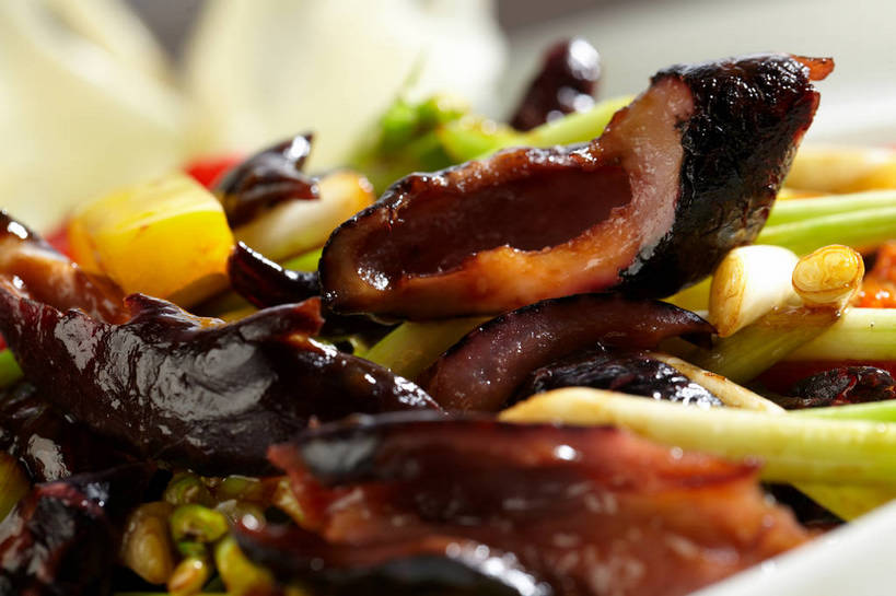 无人,横图,俯视,室内,特写,白天,烹饪,中餐,餐桌,桌子,蔬菜,蒜,一堆,许多,堆叠,堆积,朦胧,模糊,新鲜,陶瓷,料理,食品,陶瓷制品,很多,菜肴,美食,食物,一个,白色,容器,碗,中式,佳肴,有机食品,绿色食品,单个,餐台,中华料理,储藏,堆,蒜苗,储存,蒜薹,蒜毫,蒜苔,彩图,高角度拍摄,贮存,shjb1