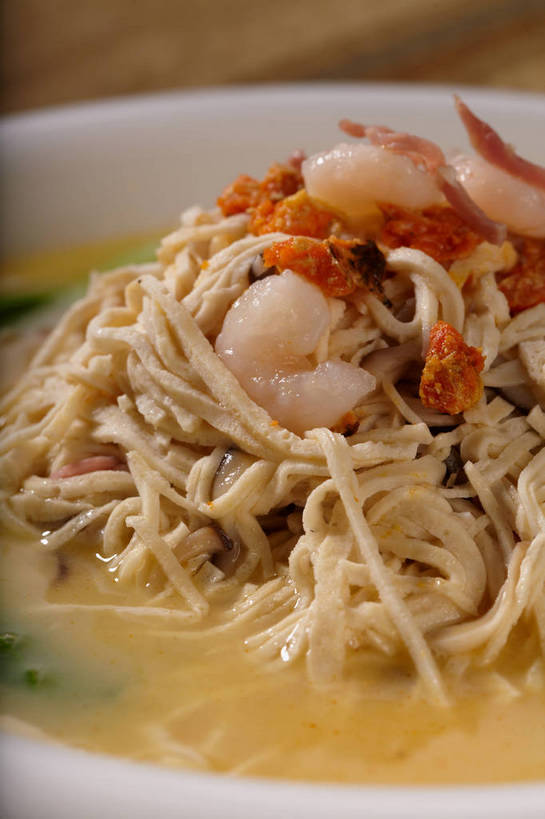 豆腐,内脏,无人,竖图,俯视,室内,特写,白天,烹饪,中餐,餐桌,桌子,蔬菜,叶子,新鲜,陶瓷,青菜,肉,虾仁,料理,食品,绿叶,陶瓷制品,蟹肉,豆腐干,菜肴,美食,肉类,食物,一个,绿色,白色,容器,碗,橙色,中式,嫩叶,佳肴,有机食品,绿色食品,单个,餐台,中华料理,储藏,豆干,虾肉,豆制品,储存,小白菜,肉食,干丝,蟹黄,不结球白菜,叶,叶片,彩图,高角度拍摄,干子,素火腿,贮存,shjb1,虾仁烩干丝