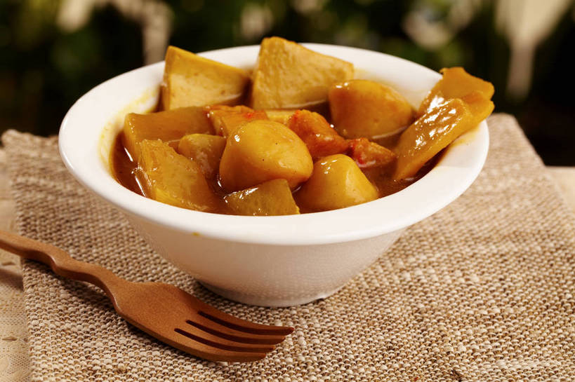 点心,豆腐,咖哩,无人,横图,俯视,室内,特写,白天,烹饪,餐桌,桌子,餐具,一堆,许多,堆叠,堆积,朦胧,模糊,木制,叉子,陶瓷,调料,肉,汤,料理,食品,年糕,甜点,陶瓷制品,调味品,丸子,很多,调味料,咖喱,菜肴,美食,肉类,肉丸,食物,糕点,两个,餐巾,木制品,容器,碗,甜食,中式,佳肴,餐台,肉圆,储藏,堆,豆制品,储存,肉食,餐叉,印度菜,印度料理,保洁方巾,口布,进餐用具,彩图,高角度拍摄,咖喱汤,年年糕,贮存,shjb1