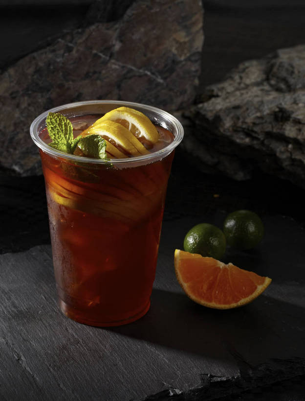 果汁,无人,竖图,俯视,室内,特写,白天,石头,餐桌,桌子,苹果,柠檬,杯子,水果,叶子,许多,切开,阴影,漂浮,新鲜,反射,英文,标志,石子,文字,影子,字符,字母,生食,薄荷,果实,绿叶,银丹草,饮品,很多,一杯,标识,玻璃制品,饮料,一个,黄色,红色,水杯,切,嫩叶,有机食品,绿色食品,单个,餐台,英文字母,青柠,漂流,莱姆,可口,剖面,切面,流浪,斑叶凤梨薄荷,夜息香,流落,流散,漂泊,飘泊,飘流,适口,叶,叶片,玻璃杯,石块,岩石,益母果,柠果,彩图,高角度拍摄,莱檬,shjb1