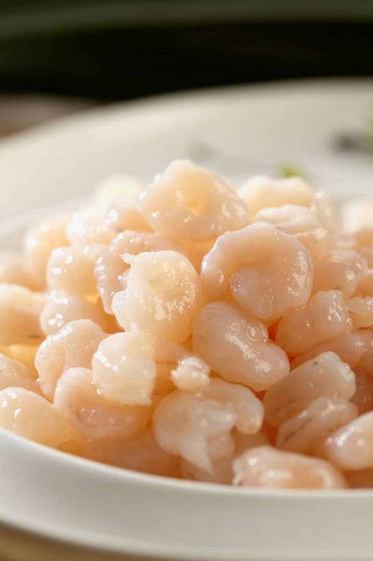 海鲜,无人,竖图,俯视,室内,特写,白天,烹饪,中餐,餐桌,桌子,餐具,一堆,许多,堆叠,堆积,朦胧,模糊,碟子,盘,肉,虾,虾仁,料理,食品,很多,水产,菜肴,美食,肉类,海洋生物,食物,一个,盘子,碟,中式,佳肴,对虾,单个,餐台,中华料理,堆,虾肉,水生动物,海产品,水生物,肉食,海底动物,本帮菜,沪菜,上海菜,彩图,高角度拍摄,清炒虾仁,shjb1