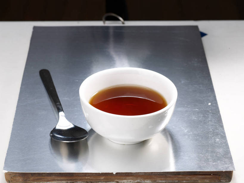 无人,横图,俯视,室内,特写,白天,烹饪,中餐,餐桌,桌子,蔬菜,金属制品,新鲜,金属,勺子,陶瓷,葱,青葱,调料,红烧,酱料,酱汁,肉,佐料,料理,食品,陶瓷制品,调味品,调味料,猪肉,酱,菜肴,美食,肉类,食物,两个,一个,绿色,倒影,容器,调羹,汤匙,碗,中式,佳肴,有机食品,绿色食品,单个,餐台,中华料理,储藏,倒映,储存,狮子头,肉食,豚肉,反照,红烧菜,彩图,高角度拍摄,红烧狮子头,贮存,shjb1