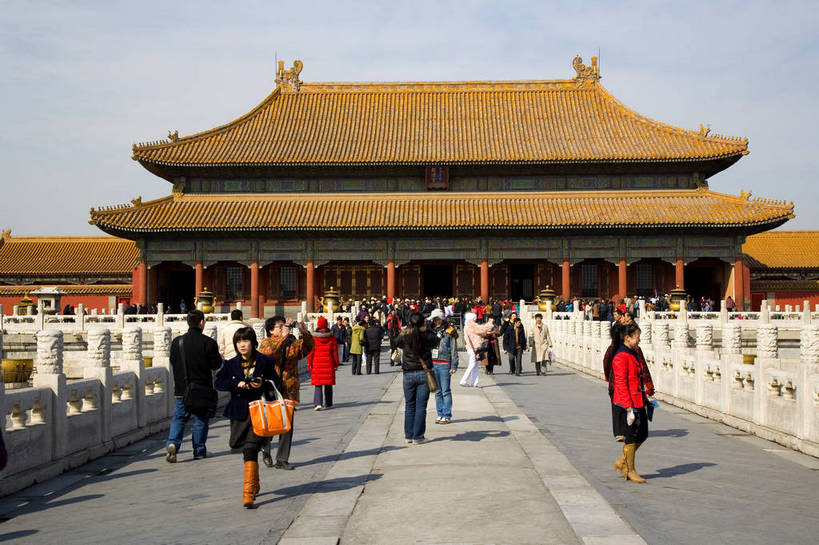 人群,故宫,宫殿,横图,彩色,旅游,建筑,北京,中国,亚洲,行人,游客,游人,文化遗产,首都,历史,路人,旅客,建筑物,古代,紫禁城,一群人,旅游胜地,摄影,严肃,权威,中国文化,东亚,首府,中华人民共和国,权力,威严,权势,古远,皇家,势力,尊严,过客,旅游者,彩图,旅行,传统文化,bj174