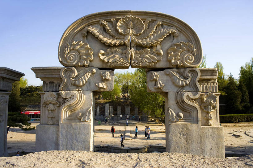 公园,横图,彩色,室外,白天,旅游,石头,建筑,北京,圆明园,中国,亚洲,清澈,遗迹,石子,亭子,文化遗产,首都,历史,遗址,废墟,建筑物,树,古代,蓝色,绿色,天空,休闲,摄影,活动,严肃,明亮,蓝,权威,中国文化,绿,东亚,海淀区,首府,中华人民共和国,北京市,京,北平,华北地区,权力,威严,权势,古远,空闲,明澈,清彻,清亮,势力,尊严,石,石块,彩图,旅行,圆明园遗址,圆明园遗址公园,传统文化,bj174