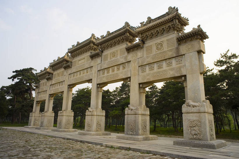 横图,彩色,旅游,石头,建筑,中国,亚洲,石子,文化遗产,牌坊,首都,历史,建筑物,古代,休闲,摄影,活动,严肃,权威,中国文化,东亚,首府,中华人民共和国,华北地区,权力,河北,河北省,冀,威严,权势,保定,保定市,古远,空闲,势力,尊严,石,石块,彩图,旅行,传统文化,皇陵,崇陵,清崇陵,清西陵,易县,bj174