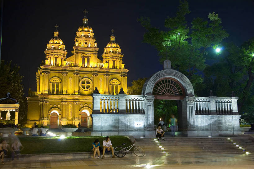 教堂,横图,彩色,室外,建筑,夜景,北京,中国,亚洲,楼,灯光,首都,建筑物,灯,王府井,闪耀,摄影,宗教,东亚,教会,中华人民共和国,东城区,北京市,京,北平,华北地区,王府井大街,夜,彩图,高楼,东堂,王府井天主堂,东城,bj174