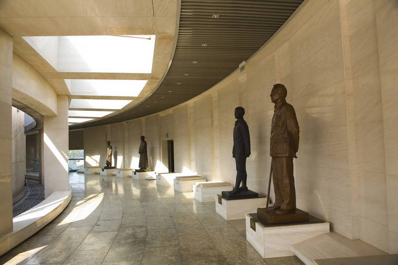 博物馆,横图,彩色,白天,雕塑,北京,中国,亚洲,雕像,塑像,摄影,中国文化,东亚,发展,中华人民共和国,发达,彩图,传统文化,bj174