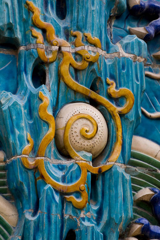 公园,竖图,彩色,室外,特写,白天,石头,雕塑,北海公园,北京,中国,亚洲,局部,艺术,装饰,龙,雕刻,雕像,浮雕,石子,图案,图形,艺术品,蓝色,工艺品,摄影,纪念,五颜六色,美术,色彩斑斓,蓝,主题,美术品,五彩缤纷,陈列,东亚,中华人民共和国,功能,美学,五彩斑斓,九龙壁,五光十色,石,石块,彩图,bj174