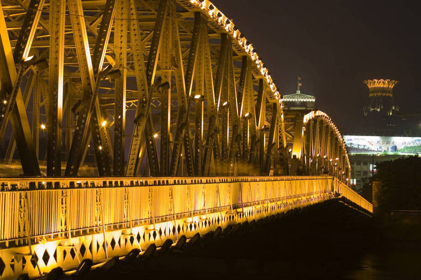 横图,彩色,室外,度假,美景,城市风光,城市,建筑,夜景,上海,中国,亚洲,结构,景观,桥,灯光,金黄,交通,娱乐,享受,休闲,景色,放松,摄影,东亚,中华人民共和国,夜,旅行,目的地,bj174