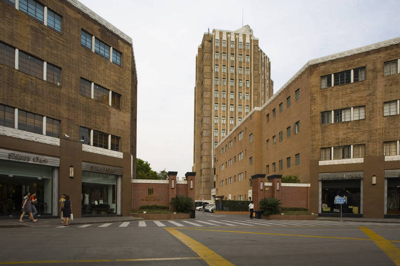 横图,彩色,室外,白天,建筑,街道,上海,中国,亚洲,楼阁,交通,摄影,东亚,中华人民共和国,旅行,目的地,bj174