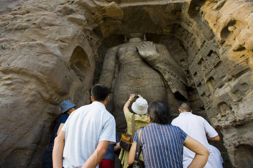 横图,彩色,室外,白天,旅游,建筑,雕塑,大同,中国,亚洲,装饰,纹路,雕像,纹理,文化遗产,历史,佛,古代,摄影,佛教,古代建筑,华丽,修饰,点缀,中国文化,石窟,参观,东亚,山西省,肌理,云冈石窟,中华人民共和国,衬托,美观,雅致,雅观,古远,古代文明,旅游者,彩图,旅行,目的地,传统文化,bj174
