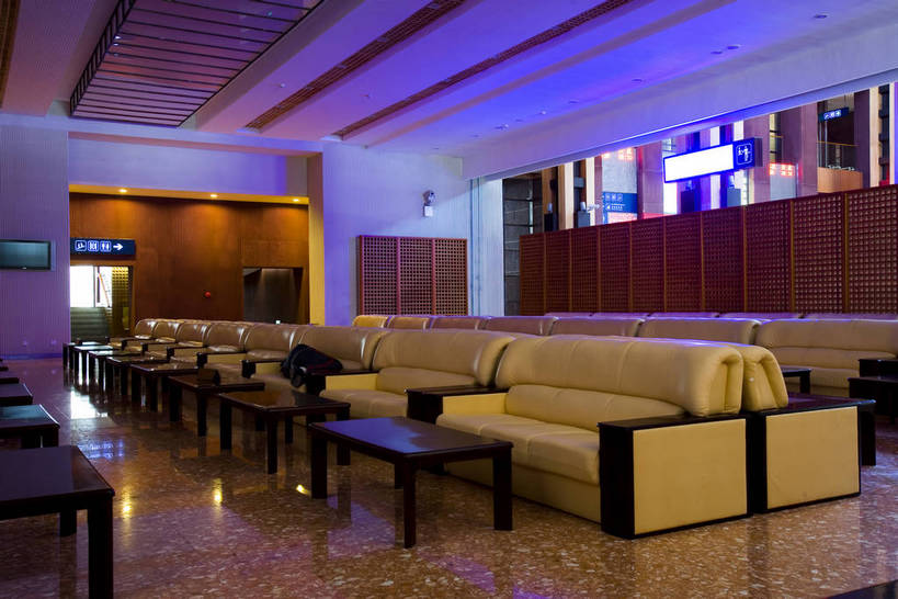 火车站,横图,室内,白天,沙漠,沙发,建筑,车站,中国,亚洲,交通,拉萨,西藏,室内装潢,旅游胜地,摄影,候车室,东亚,中华人民共和国,彩图,bj174