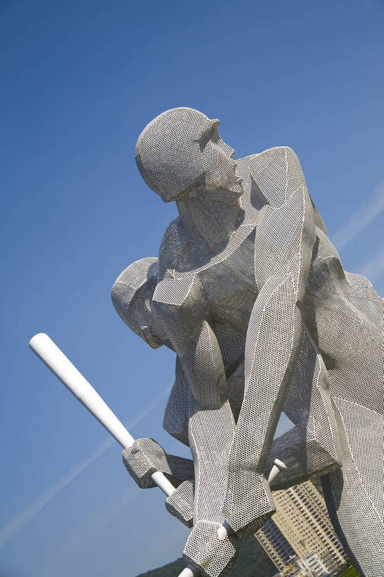 高楼大厦,竖图,室外,白天,棒球,城市风光,城市,建筑,路,摩天大楼,雕塑,大连,中国,亚洲,海边,现代化,旅游胜地,摩天大厦,摄影,东亚,辽宁,中华人民共和国,海,彩图,星海公园,bj174